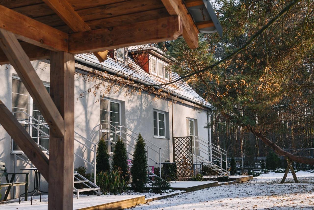 Lesniki Appartement Babimost Buitenkant foto